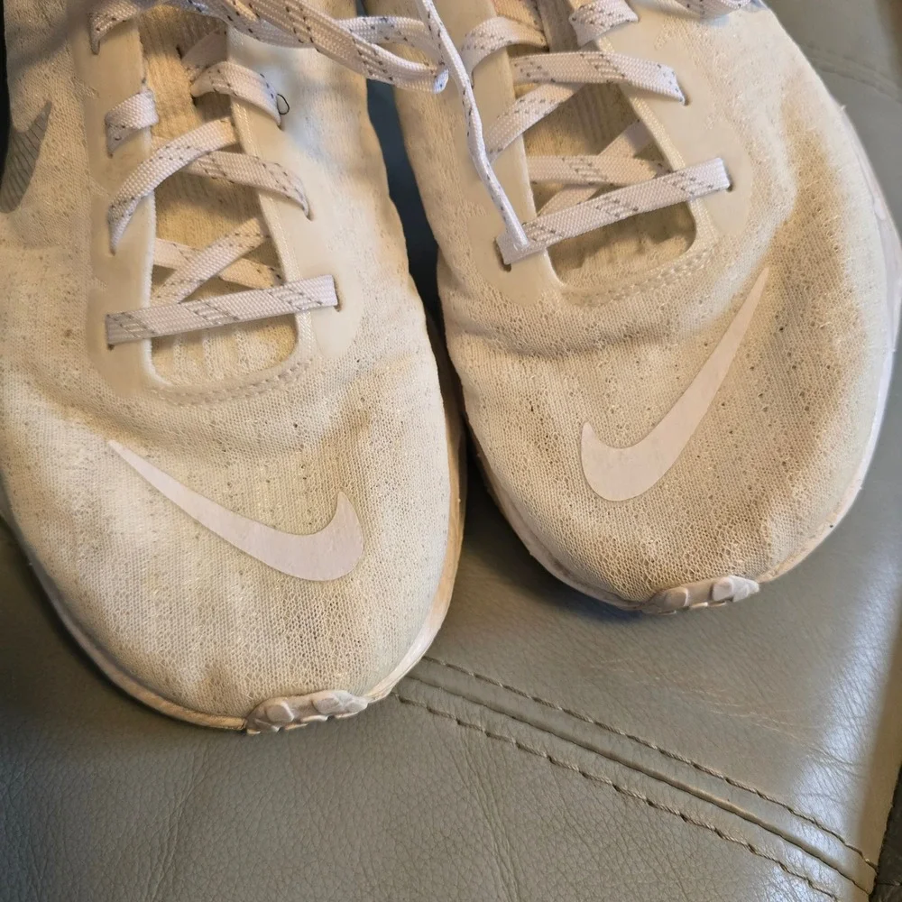 Nike Invincible 3 White Sail Mens sz 7.5 Running Shoes DR2615-103 ZoomX Flyknit‎
